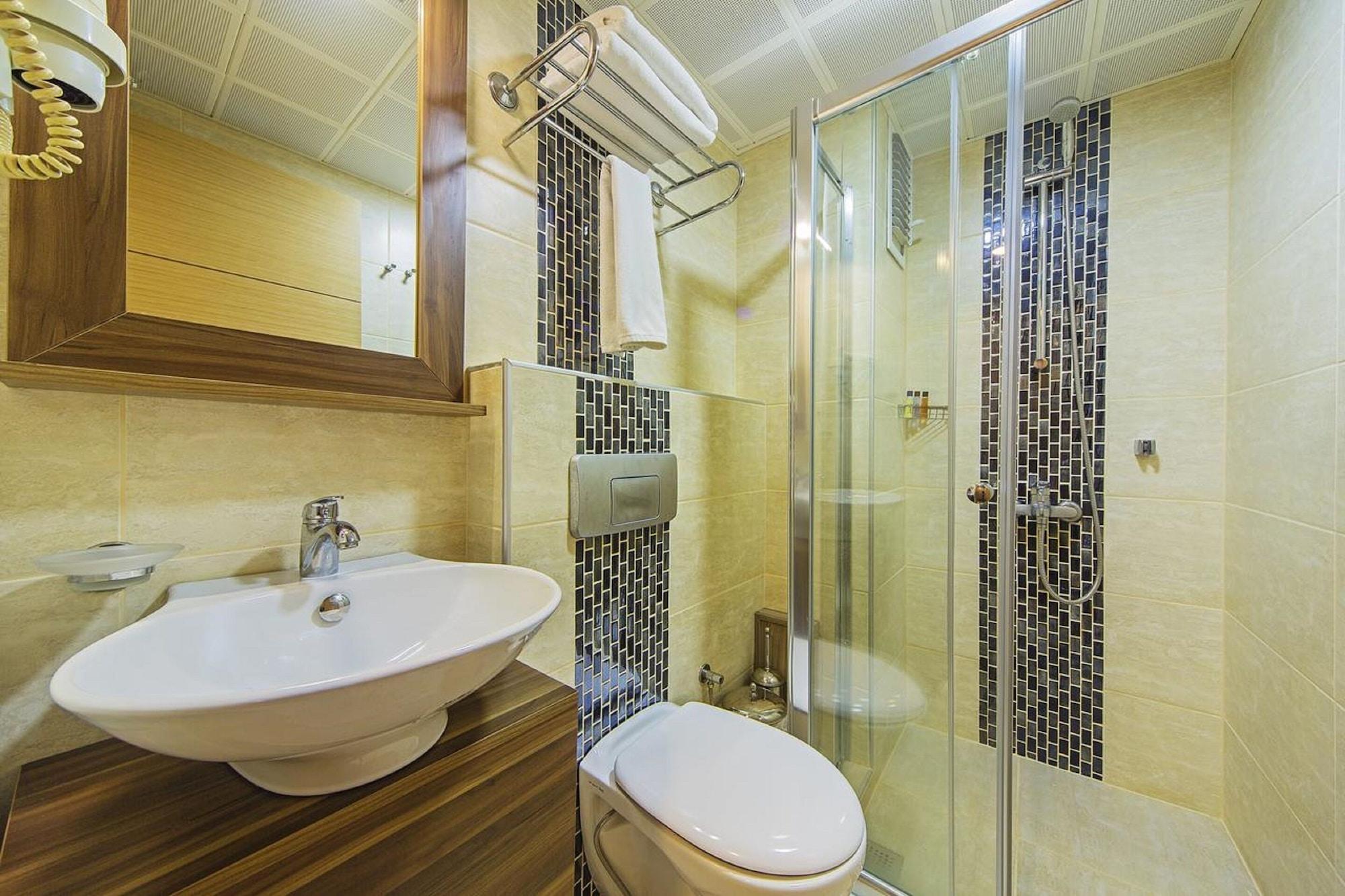 Pera Arya Hotel Istanbul Luaran gambar